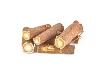 Licorice Root: Benefits, Uses, Precautions, and Dosage