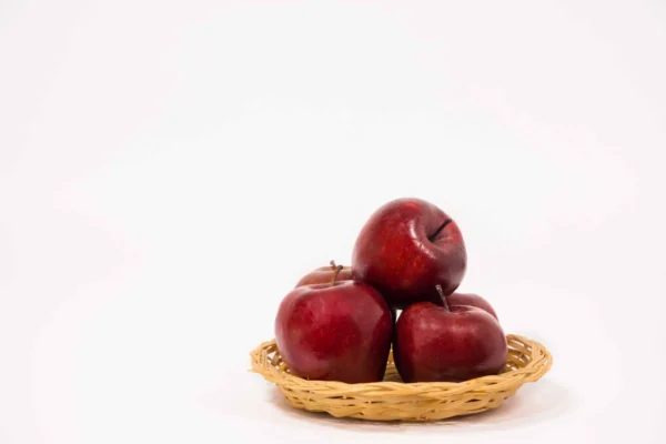 apples-basket